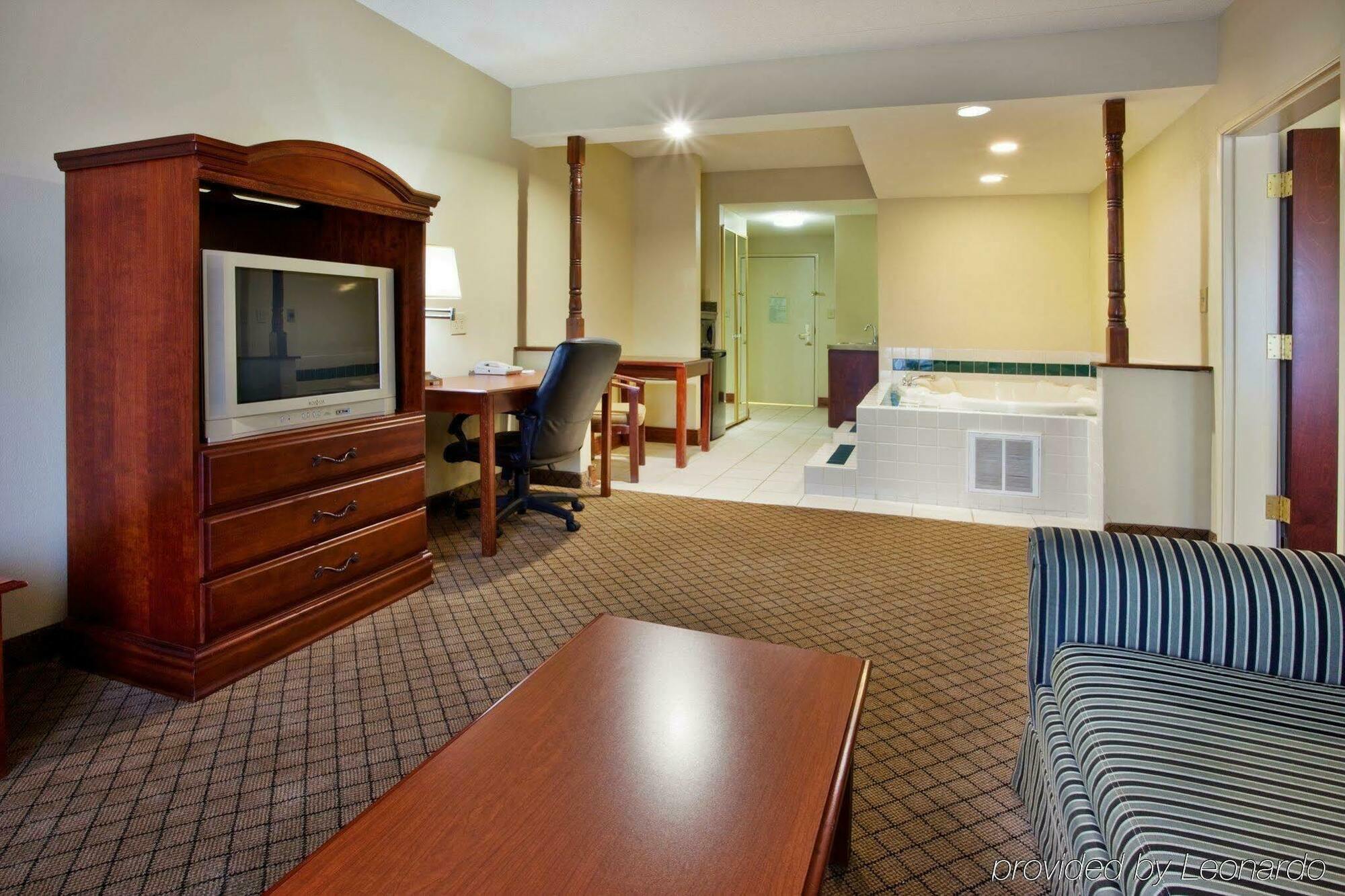 Country Inn & Suites By Radisson, Griffin, Ga Eksteriør billede